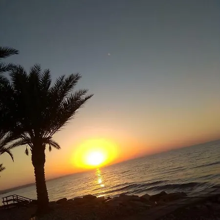Beach لارنكا